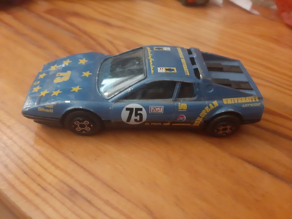 Miniatura Ferrari 512 BB - Burago 1980