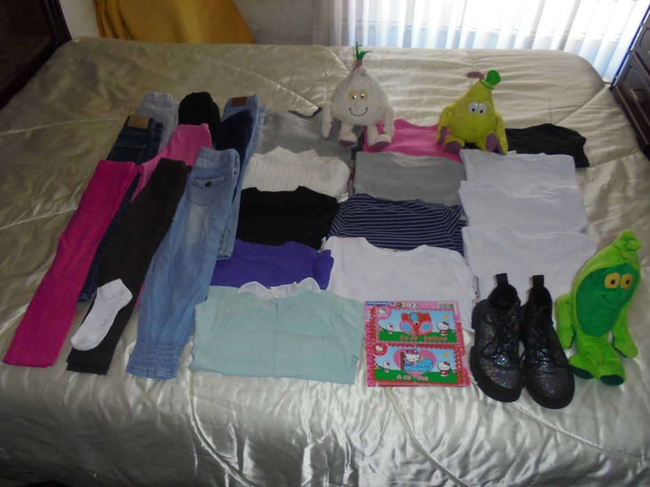 lote de roupa de menina as botas