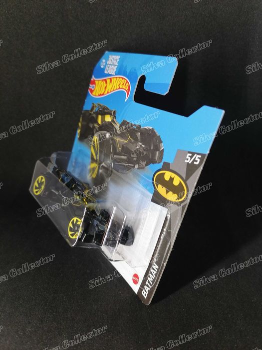 Justice League - Batmobile