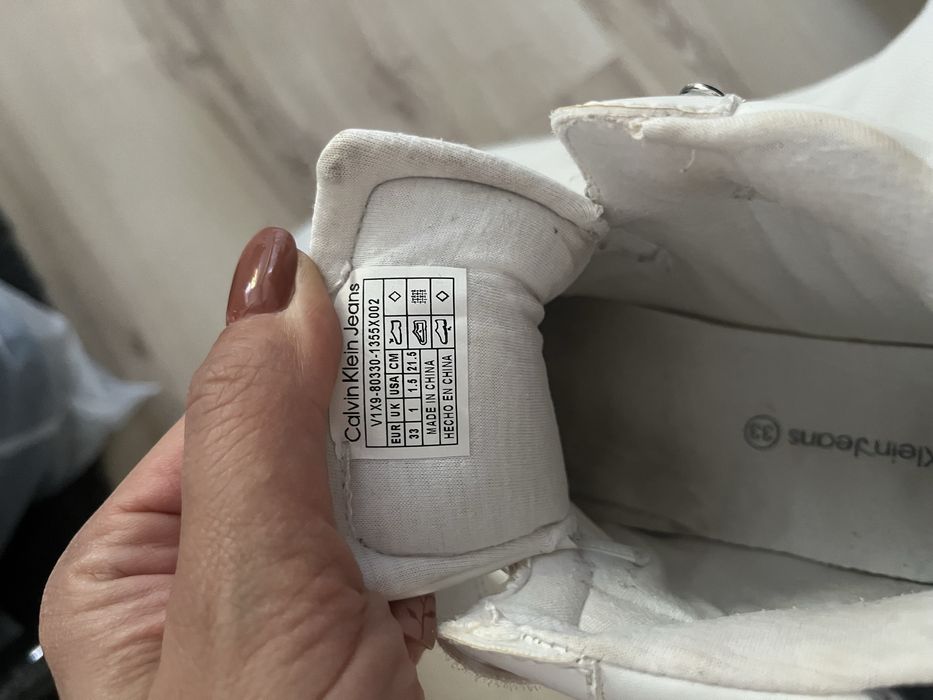 Calvin klein buty dla chlopca rozmiar 33