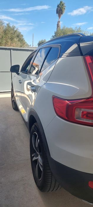 Volvo XC40 R-Design Diesel – 2020 – 67.000 km – Revisões sempre na marca — photo 3