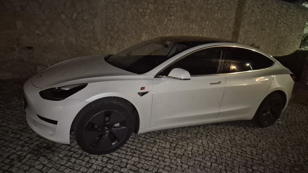 Tesla Model 3 Standard Range Plus RWD