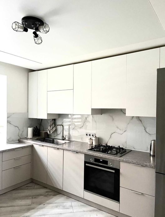 Новобудова, 3-кім з Євроремонтом!