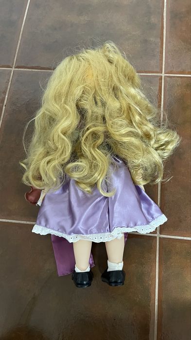 Boneca Rapunzel grande- Disney