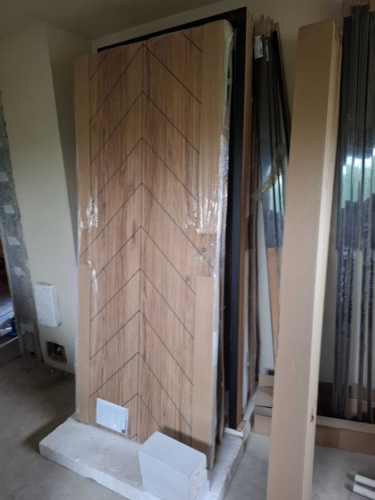 Drzwi DECORATO, 2x Lewe, 1x Prawe, klamki, opaski i ościerznice