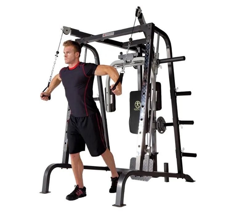 Maquina Estacao multiusos de treino