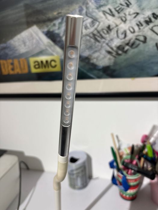 Candeeiro secretária ligação USB