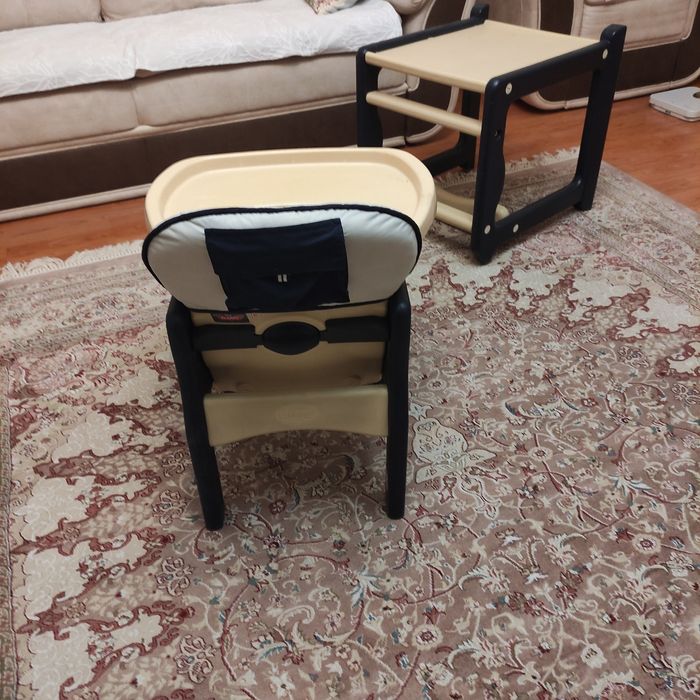 Крісло дитяче для годування+стіл.