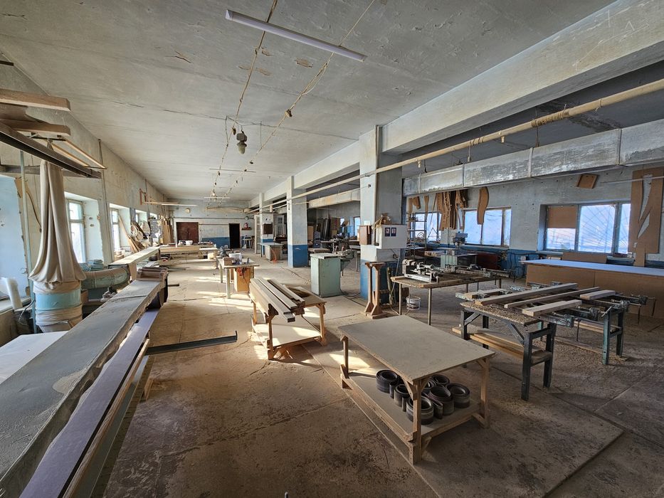 Продаж виробничого комплекса