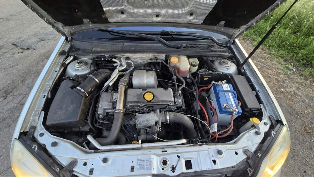 Продам автомобіль опель сігнум 2003рік, 2.2  дизель