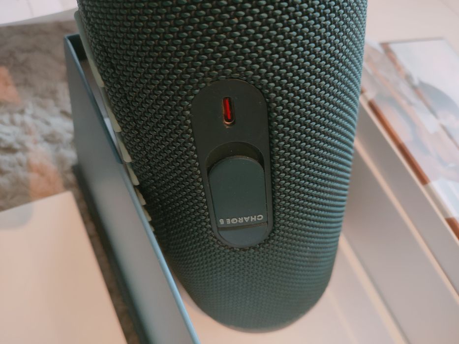 JBL Charge 5 komplet oryg.