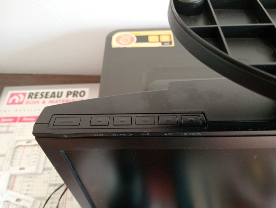 MONITOR - Samsung SyncMaster E1920N  Preto