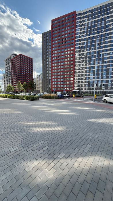 Продам приміщення 1 пов 61м2 ЖК Варшавський 3 терміново найкраща вартість 2100/м2 Будинок 10.3 зданий