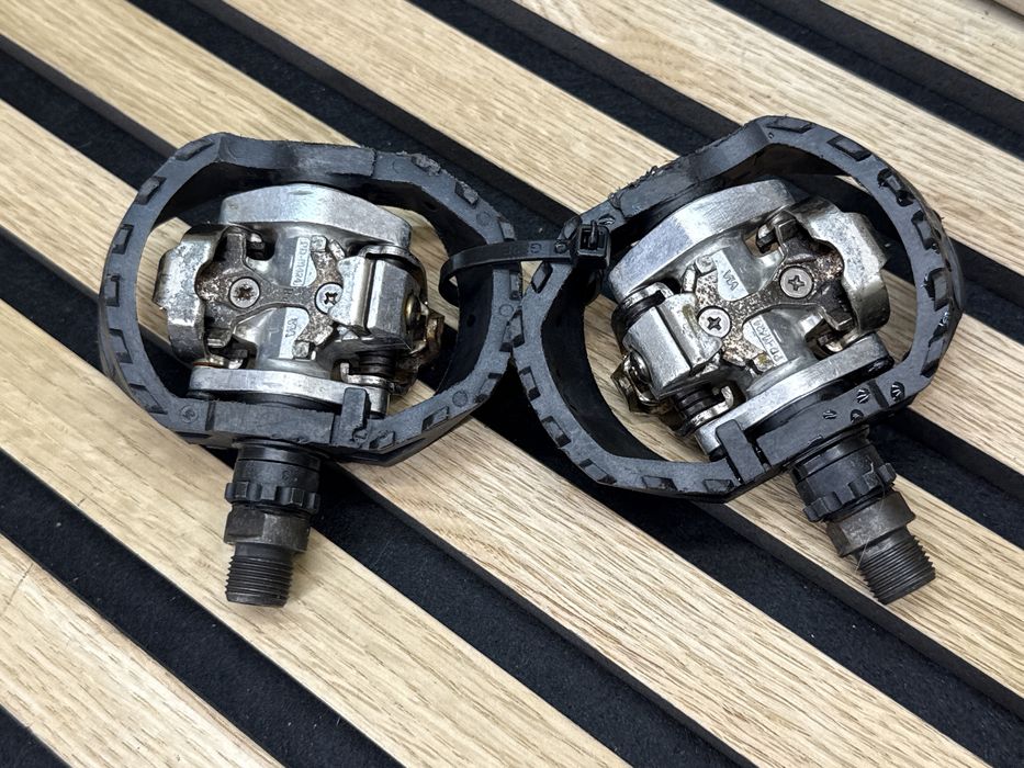 Pedały Shimano M424