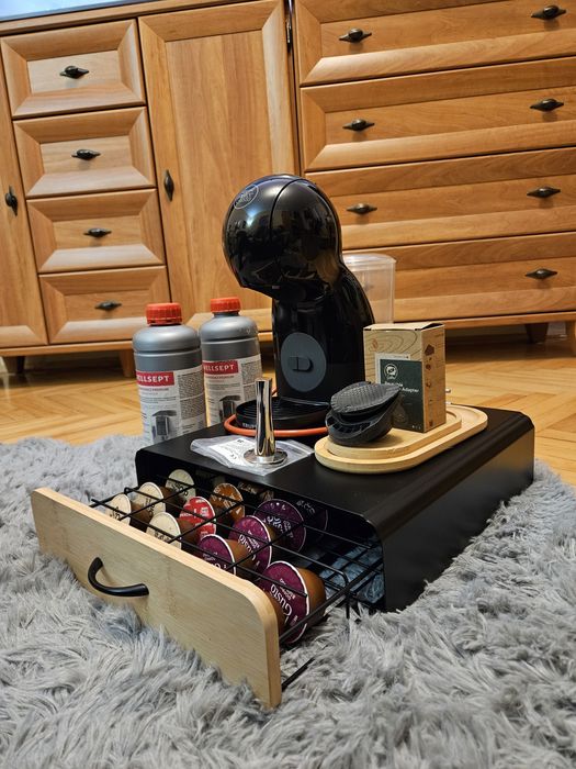 Ekspres kapsułkowy KRUPS Dolce Gusto Piccolo XS fajny zestaw