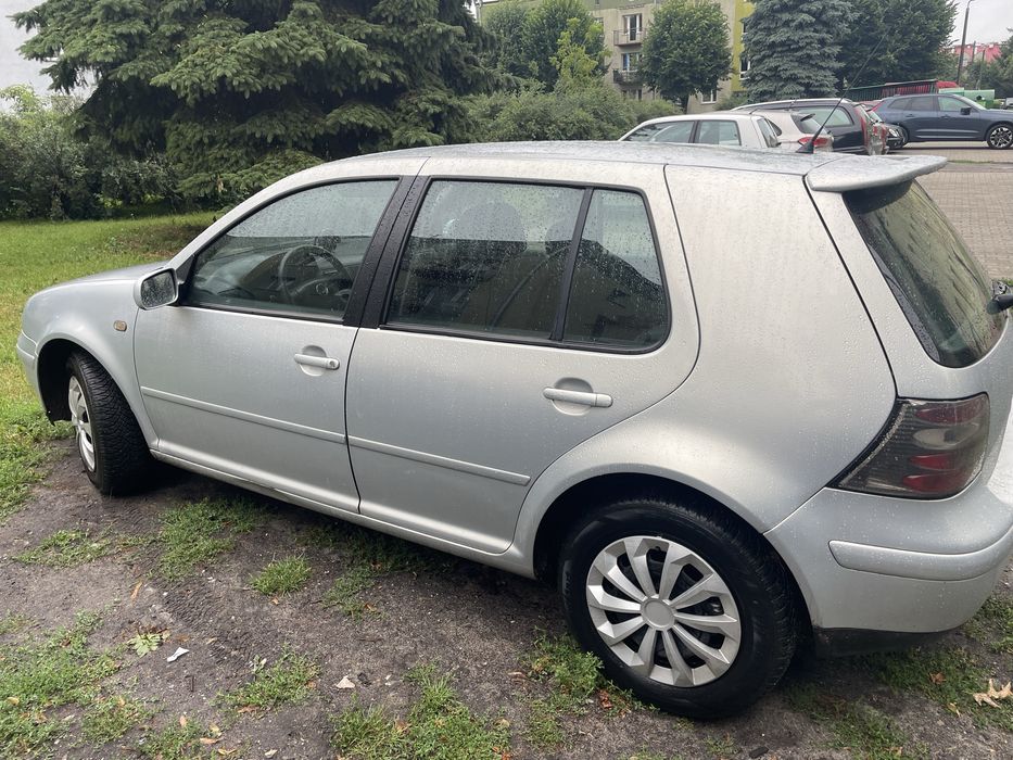 Golf 4  1.4 benzyna -gaz