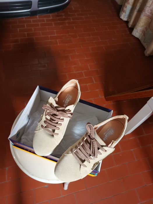 Tenis número  37 da marca DSmyle
