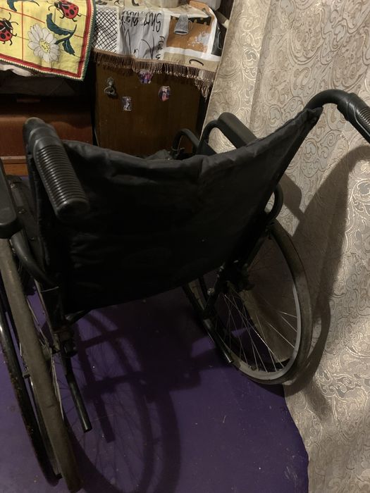 Коляска инвалидная