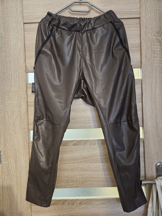 Brązowe Spodnie Minouu