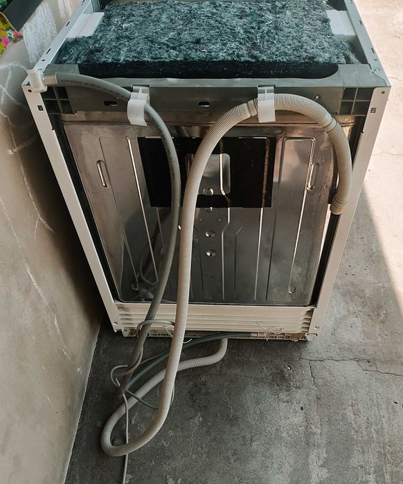 Zmywarka Beko do zabudowy uszkodzona - chyba programator