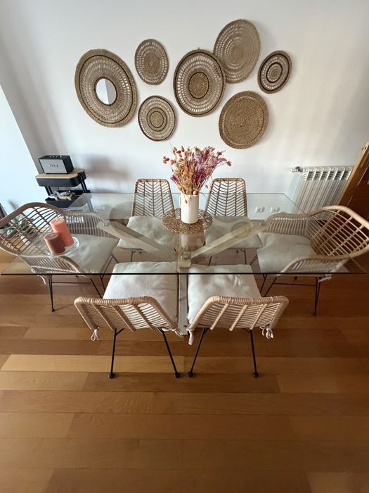 Mesa de Jantar Kave Home Argo 180x100 cm – Vidro + Pernas Efeito Madeira