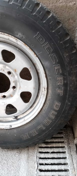 Pneu e capa Pneu 205SR16 para JIPE acho que TOYOTA LAND CRUISER