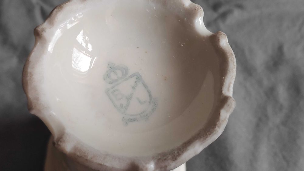 Stary wazonik porcelanowy ręcznie malowany Niemcy