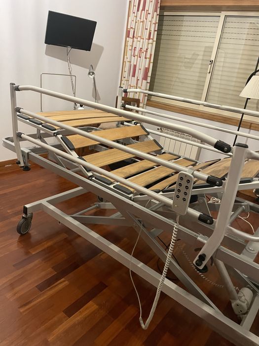 Cama Articulada Elétrica com Altura Variável