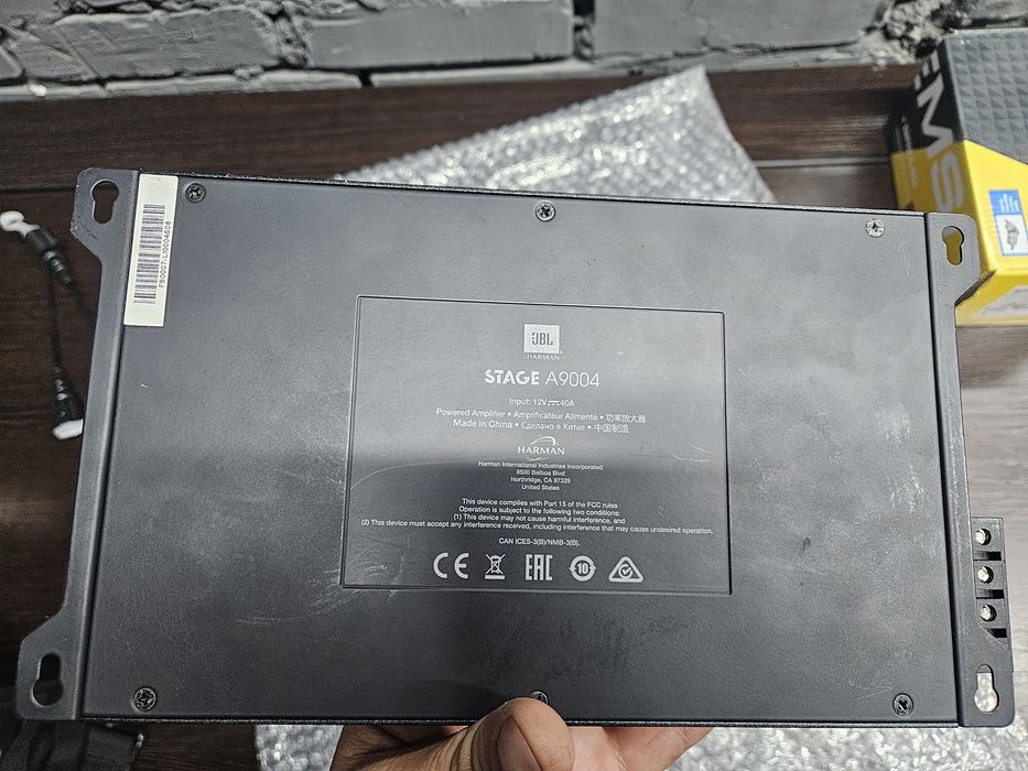 Усилитель звука JBL A9004