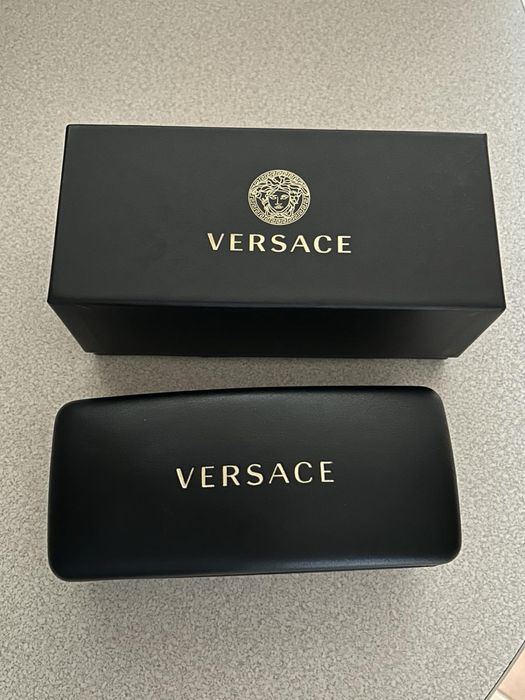 Оригінальні окуляри Versace.