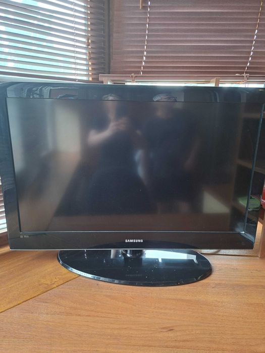 Телевізор 37" Samsung LE37A552P3R на запчастини / під ремонт