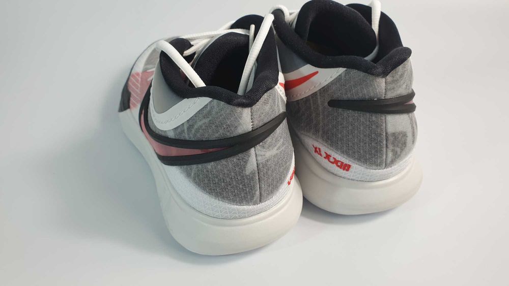 buty sportowe NIKE KYRIE 8 rozmiar 39