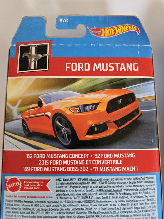 Hotwheels Set NISSAN X FORD MUSTANG diecast Miniatuta