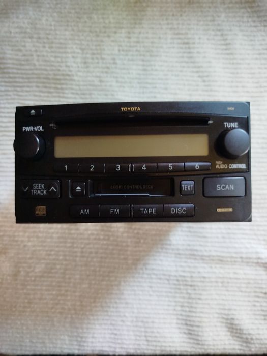 Автомагнітола рав 4 2002 року