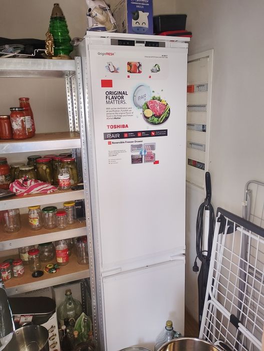 Lodówka 190 cm wysokości 60 szerokości