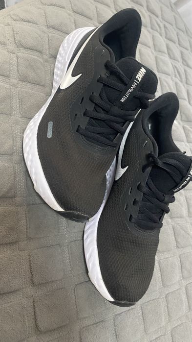 Кросівки Nike оригінал 38 розмір 24 см стелька