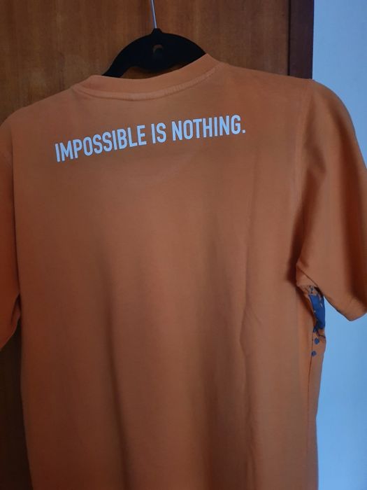 T-shirt marca Adidas