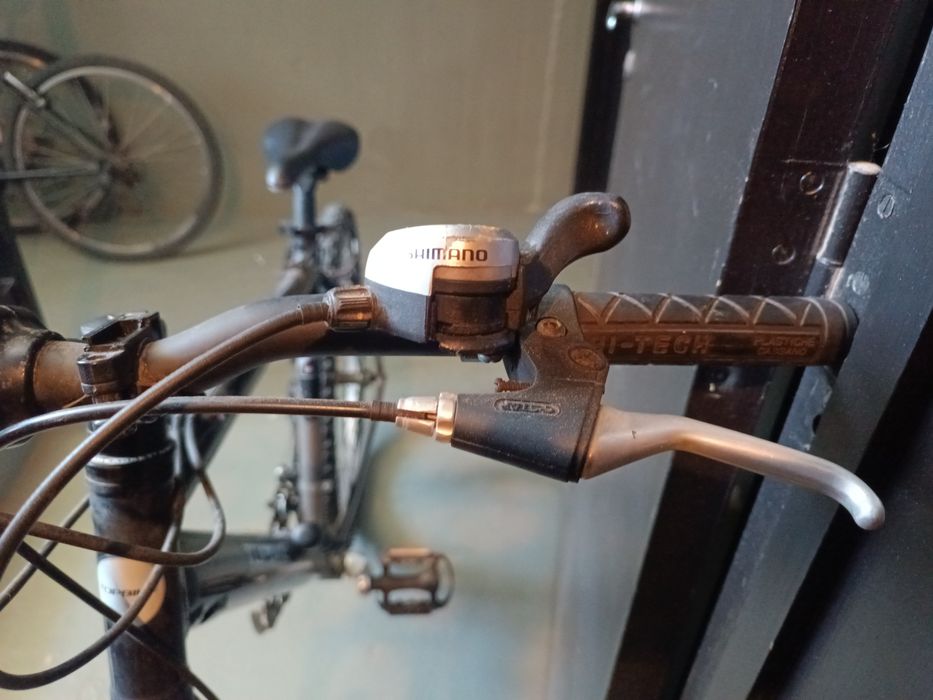 Bicicleta com travão de Disco como Nova