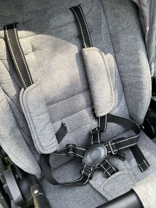 Продам дитячий візочок CARRELLO Epica 2 в 1