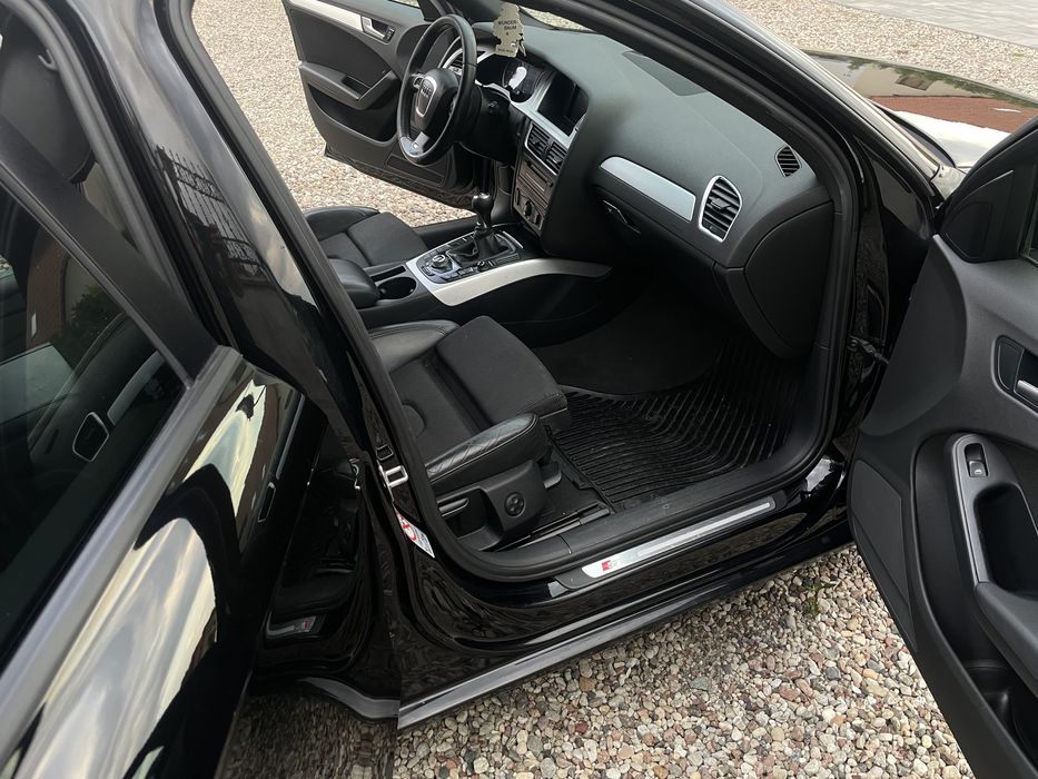 Audi A4 b8 2.0TDI  S line