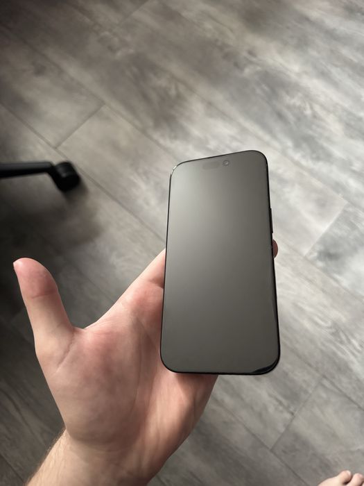 Iphone 16 pro 128gb black titanium