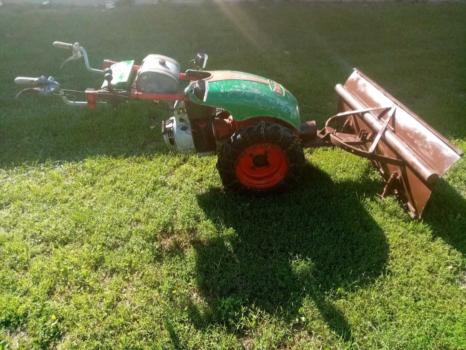 Traktorek jednoosiowy Dzik Rapid