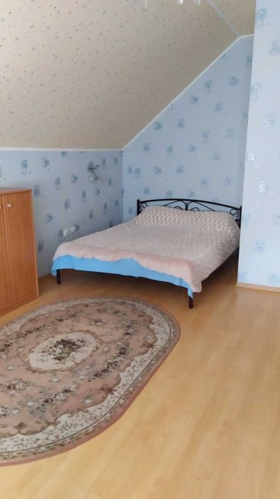 Сдам  дом с теплым бассейном . На Калиновой!