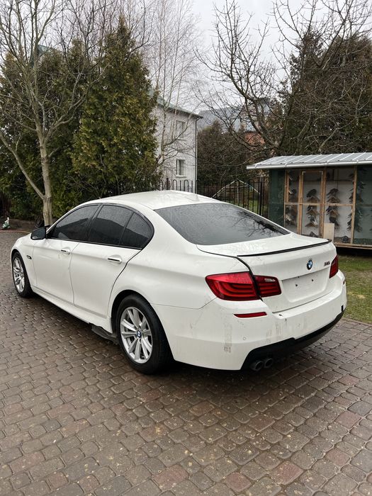 Капот BMW F10 F11 колір А300 білий бмв Ф10 Ф11 цвет М-пак дорест рест