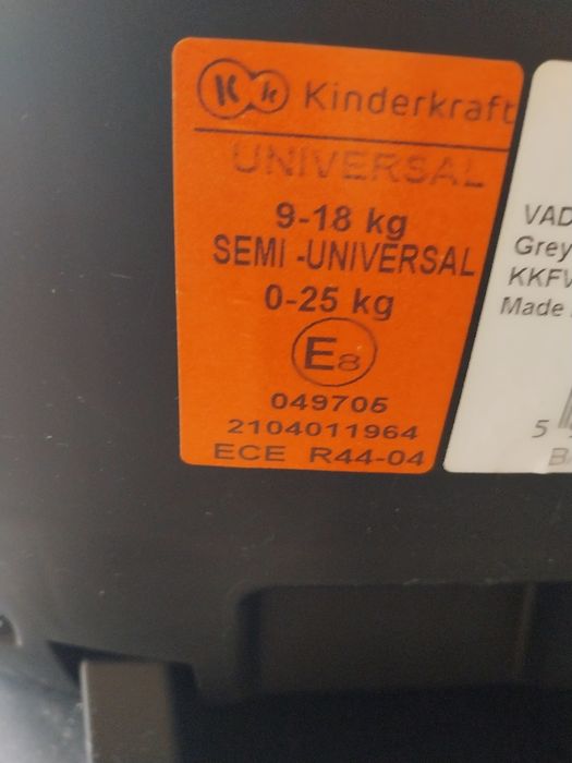 Fotelik samochodowy  kinder kraft 9-25kg