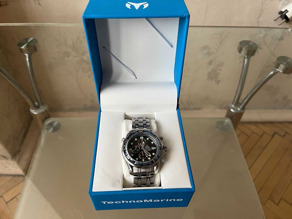 Мужские часы, Omega - кварц,