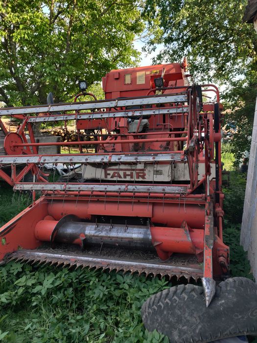 Продам зернозбиральний комбайн Fahr M600