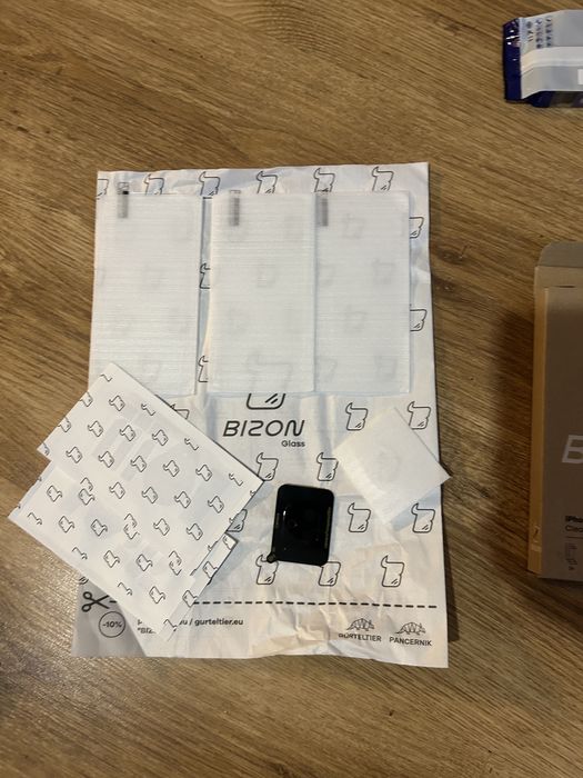 Iphone 11 folia na wyświetlacz szklo BIZON szklo na aparat Apple