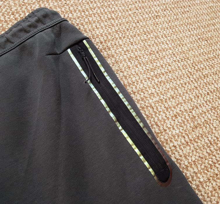Nike Tech Fleece Reflective Jogger штани джогери оригінал M