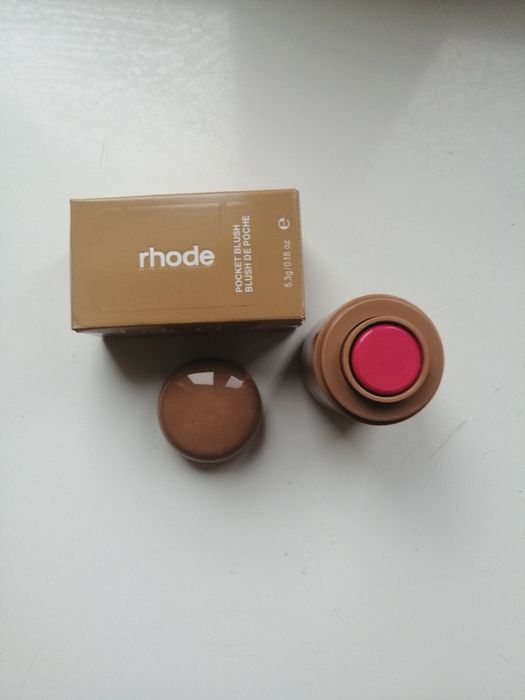 Rhode    róż, nowy